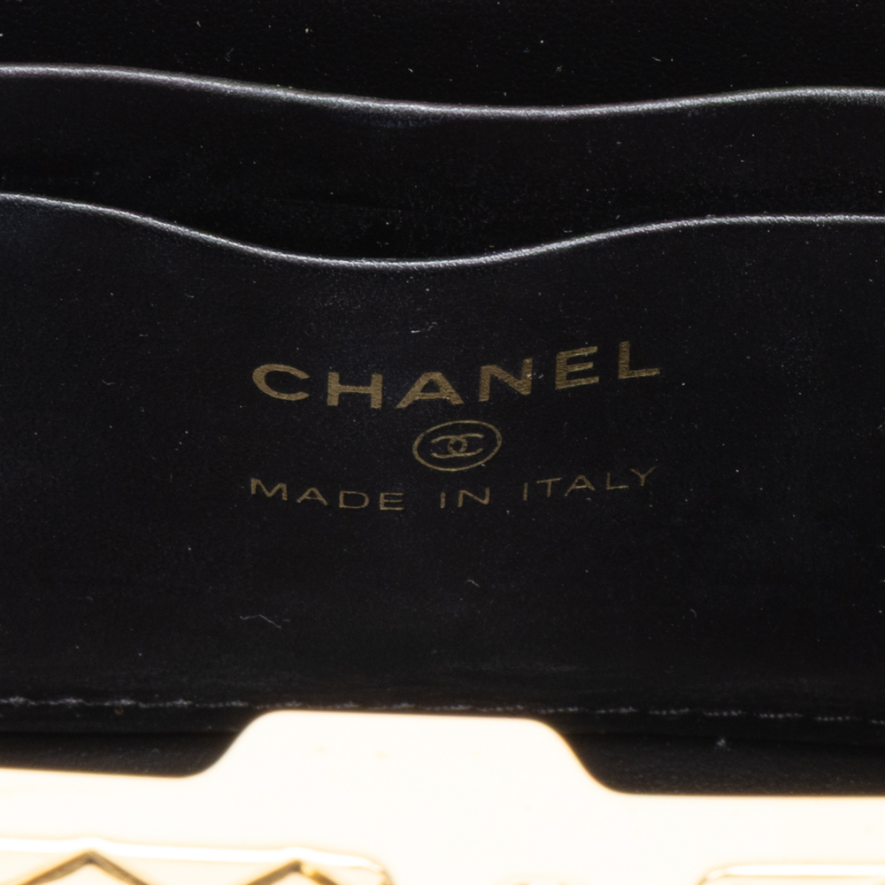 Chanel Lock Frame Vanity Case - Picture 11 of 12